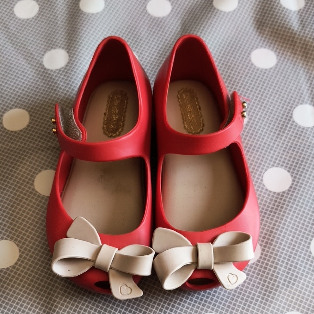 Kids Red Mary Jane Shoes with Bow